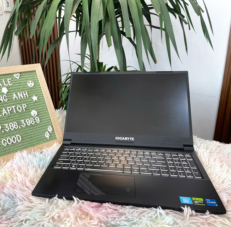 Laptop Gigabyte G5 MF-F2VN333SH (i5-12450H/ GeForce RTX™ 4050/ 16gGB/ 512GB , 15.6fhd 144hz